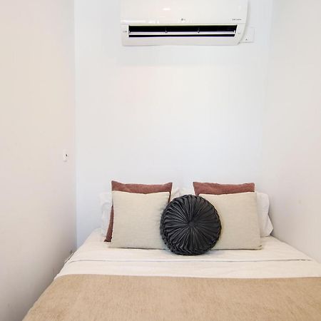 Phaedrus Living - Seaside Luxury Flat Harbour 103 Apartment Paphos Bagian luar foto